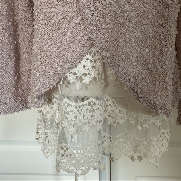 Altar’d State Sweater - Picture 3 of 4